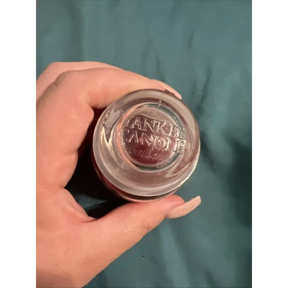 YANKEE CANDLE small jar candle 3.7 oz 